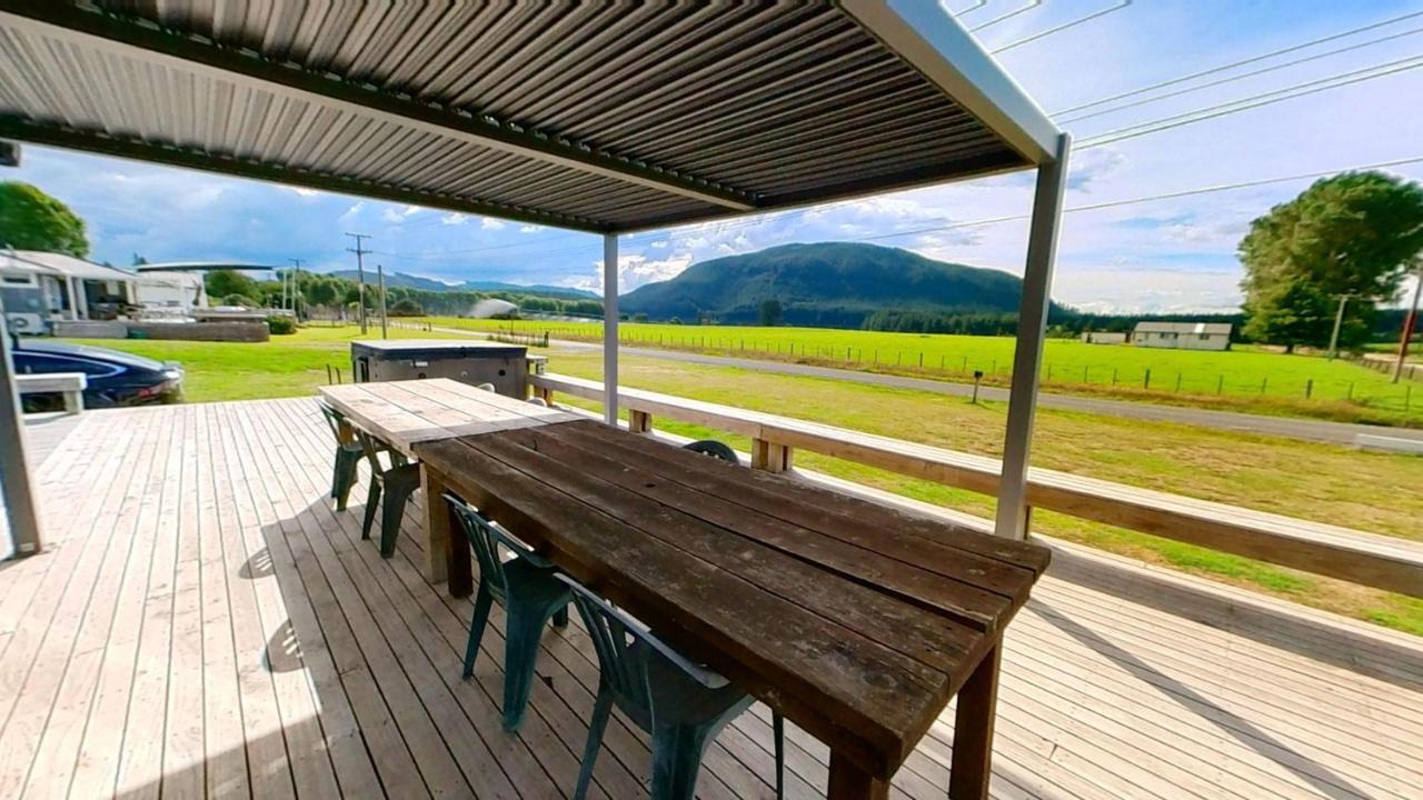 Full Holiday Home To Yourself, Up To 21 Guests Atiamuri Zewnętrze zdjęcie